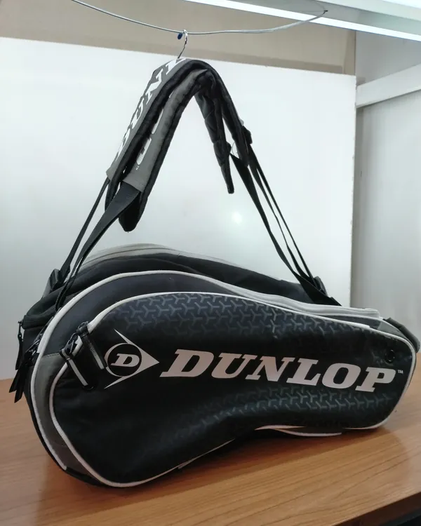 Paletero Dunlop para raquetas de tenis