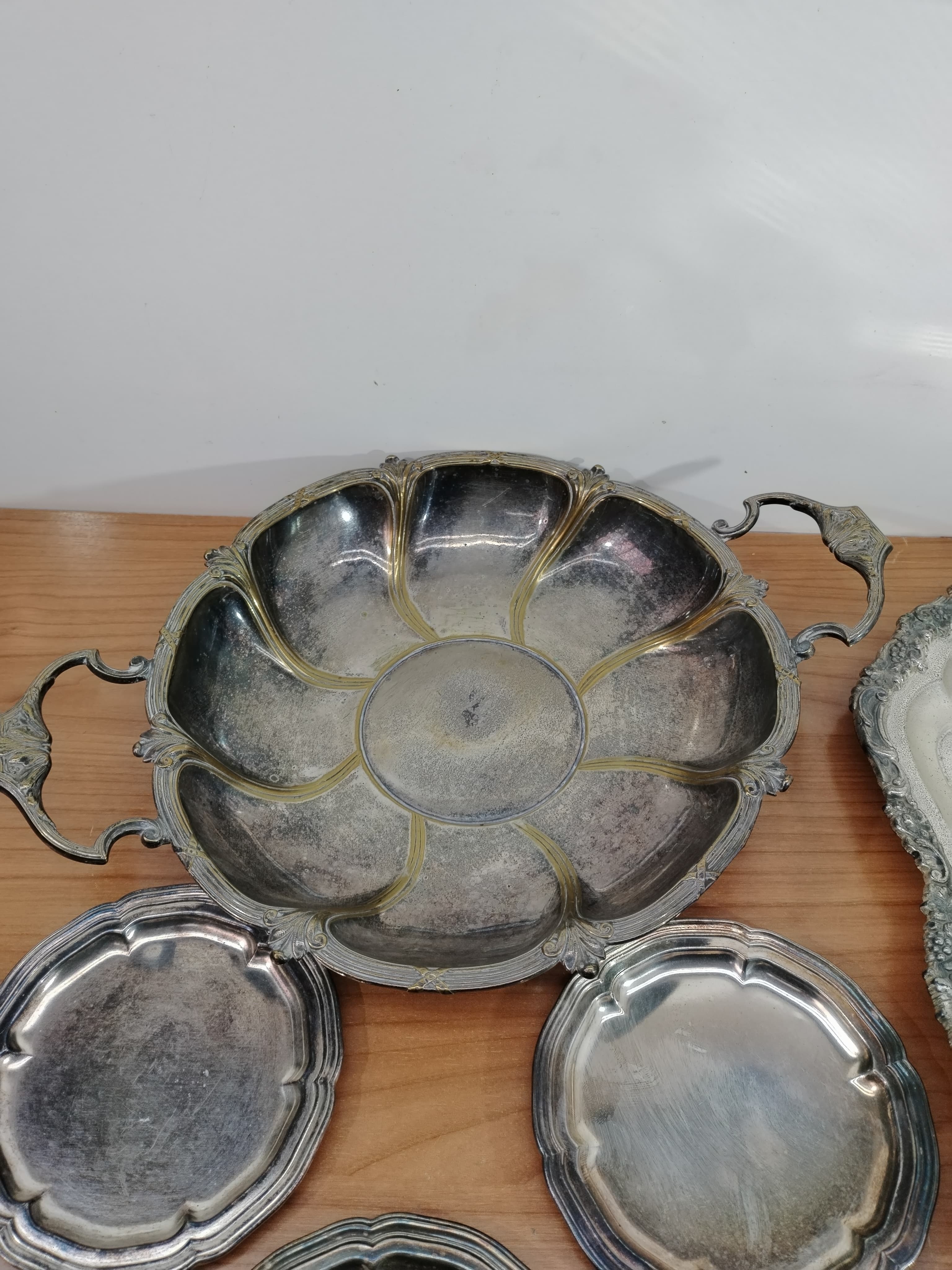 Conjunto de Bandeja y Fuentes Vintage - imagen 3