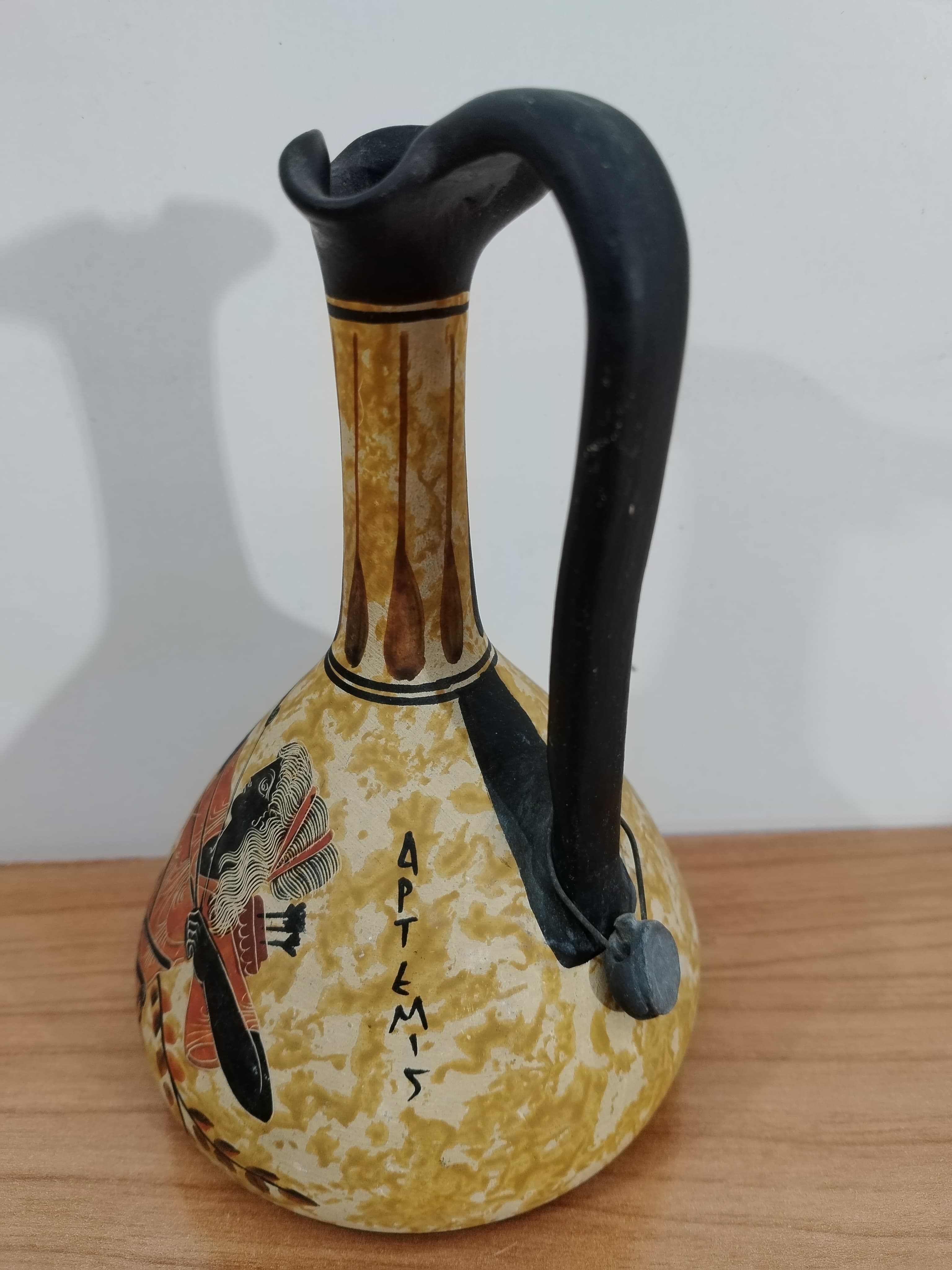 Ánfora decorativa de la diosa Artemisa - imagen 2